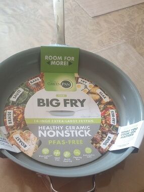 GreenPan Big Fry 14-Inch Gray Ceramic Nonstick Frypan - Gray